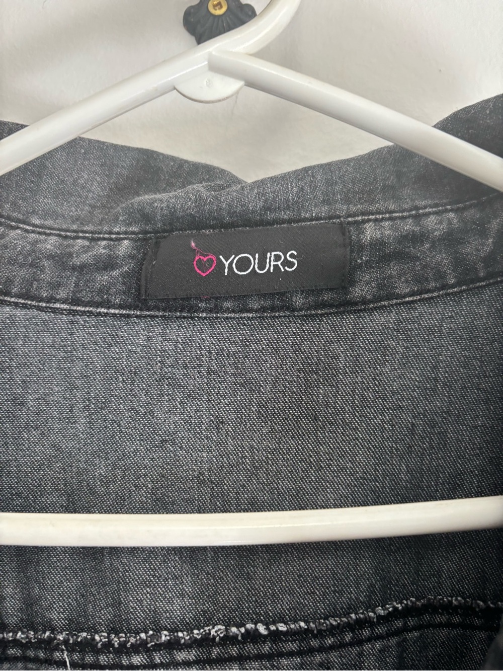 Yours Clothing Black Washed Denim Jacket - Picture 4 of 7